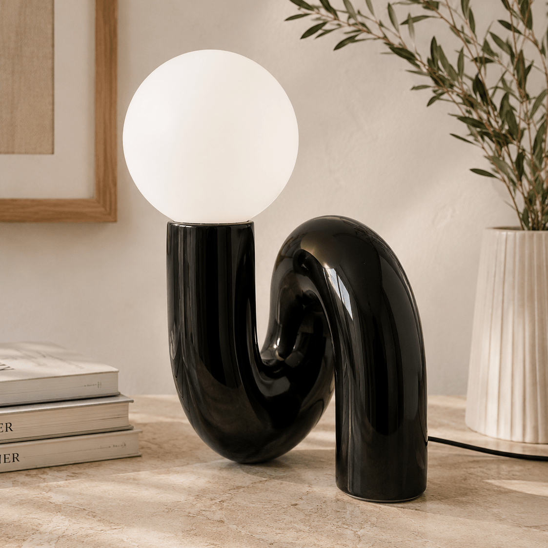 Solene - Globe Glass Table Lamp - Urban Alcove