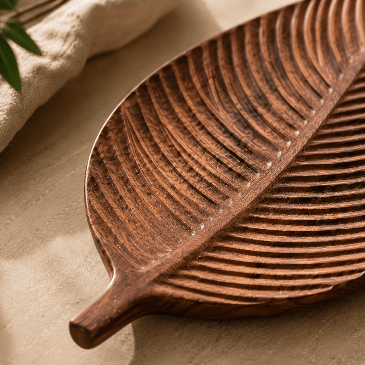 Folia - Sculpted Wooden Leaf Serving Tray - Urban Alcove