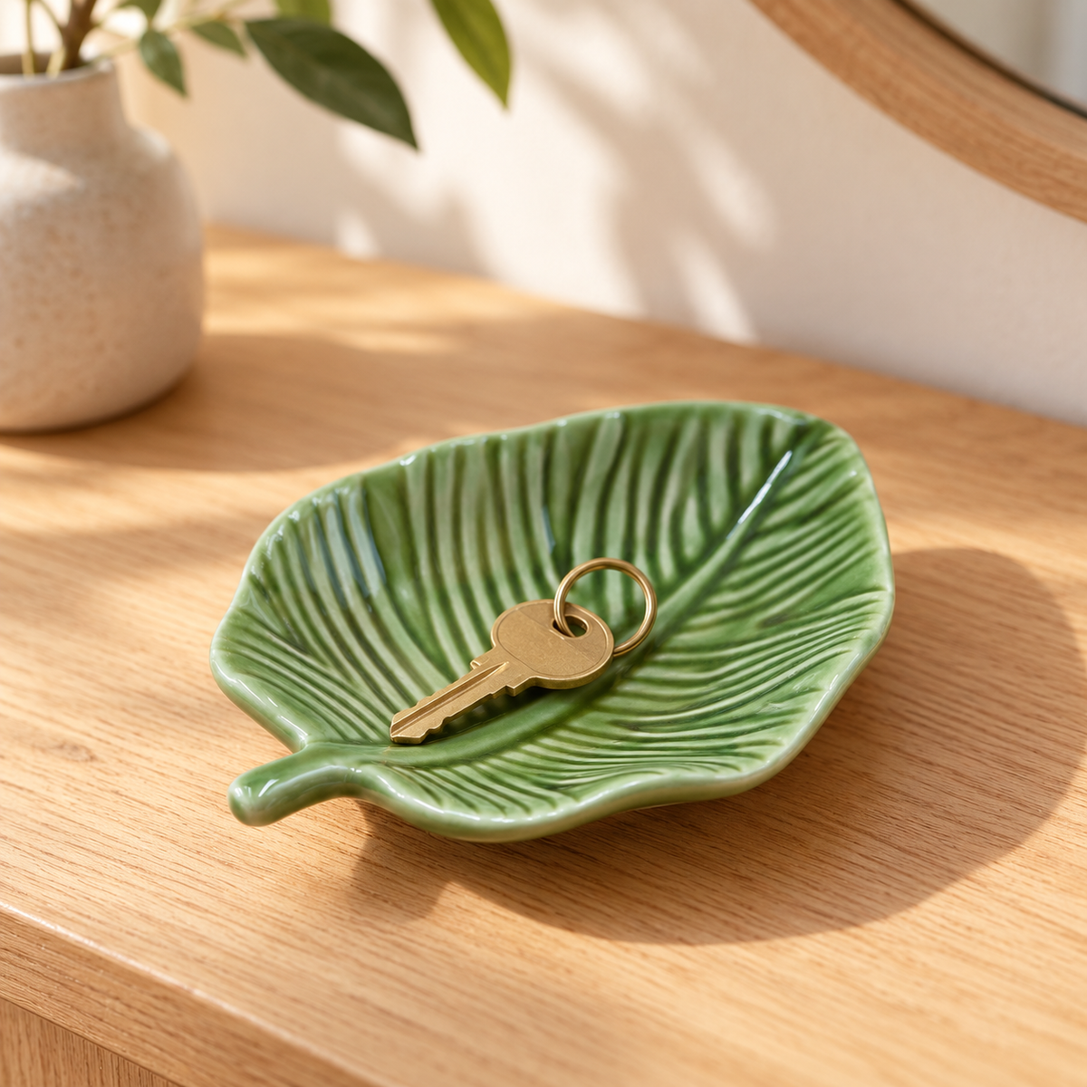 Laurel - Ceramic Leaf Trinket Dish