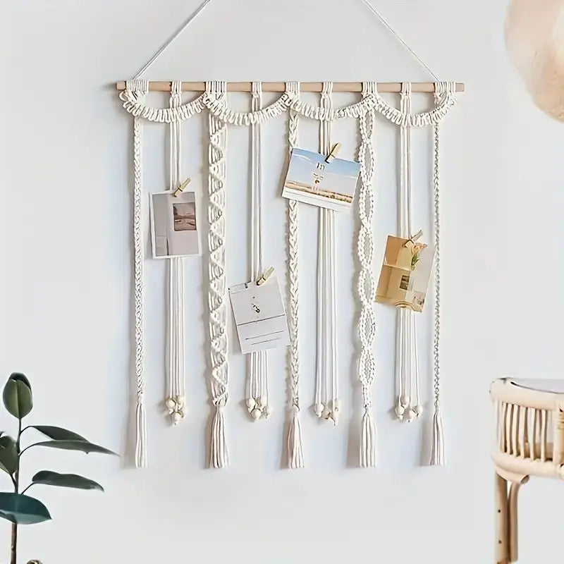 Boho Photo Display Clip Handmade Exquisite Tassel Wall Hanging Decoration Photograph Storage Tool with 20 Wooden Clips